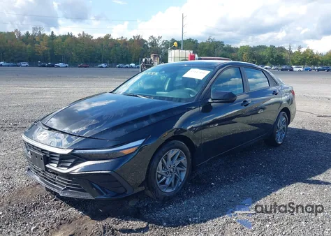 2024 Hyundai Elantra Sel from USA, damaged, VIN KMHLM4DG0RU813985